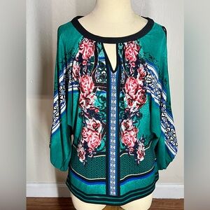7th Street New York Floral Green Blouse